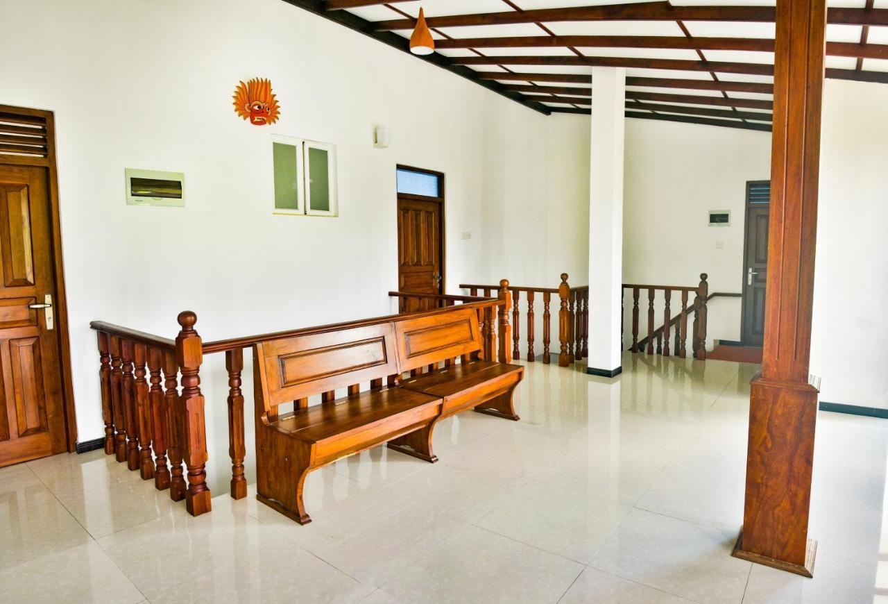 Di Sicuro Tourist Inn Hikkaduwa Exterior foto